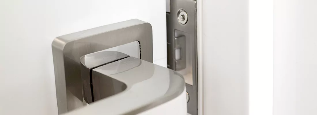Seamless Integration of Magnetic Locks with Access Control Systems in Palm River-Clair Mel, FL